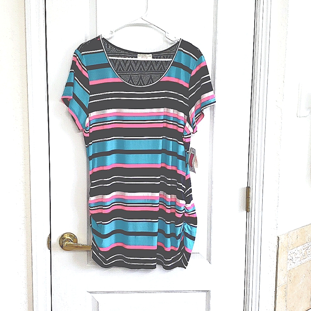 Women's Bobbie Brooks top size 2X.